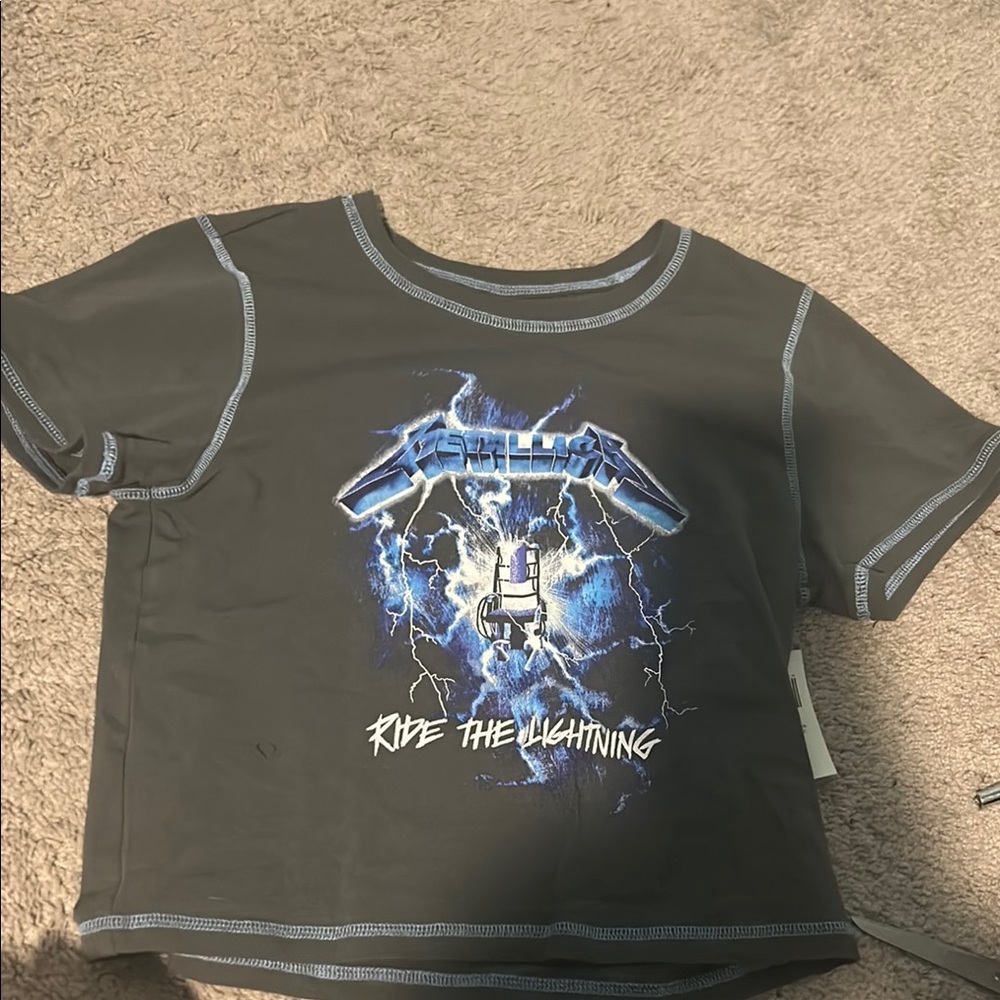 Hot Topic Gray and Blue Graphic Crop Top